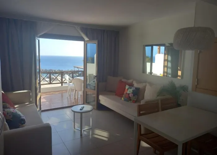 Vista Lobos Flamingo Apartment *